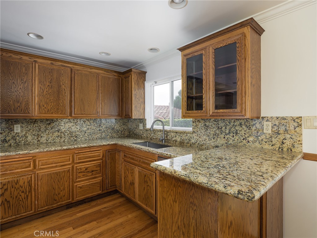 1715 W Santa Cruz Street