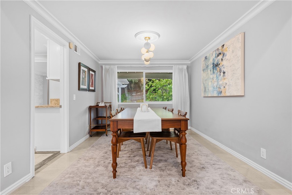 4077 Rousseau Lane