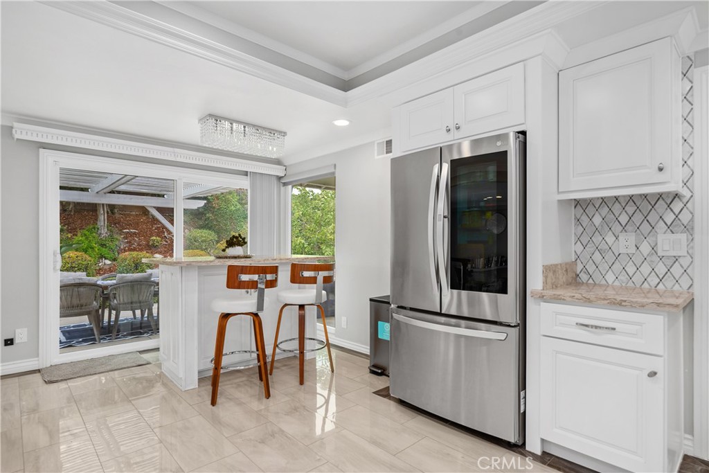 4077 Rousseau Lane