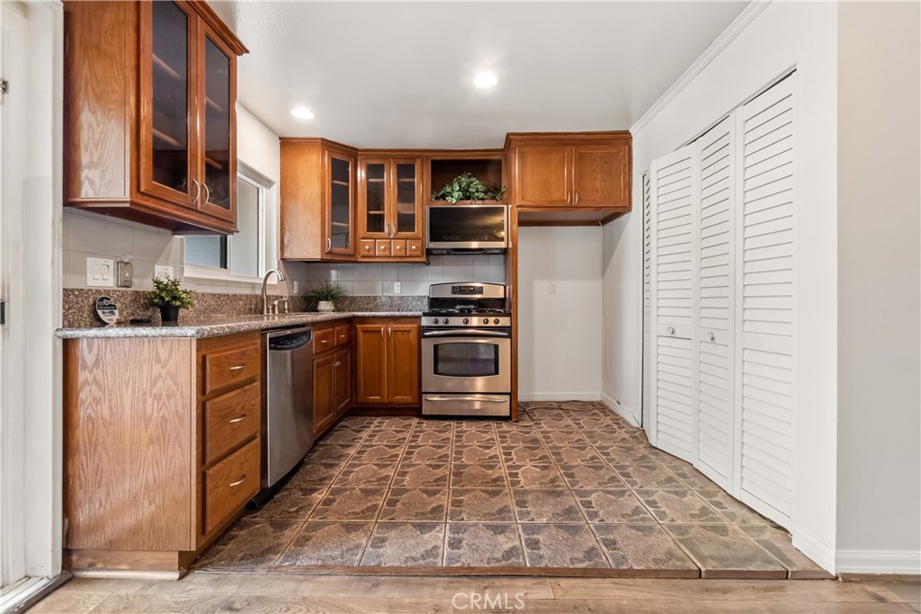 23550 S Western Ave. B