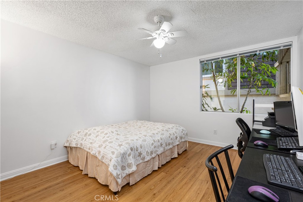6542 Ocean Crest D208