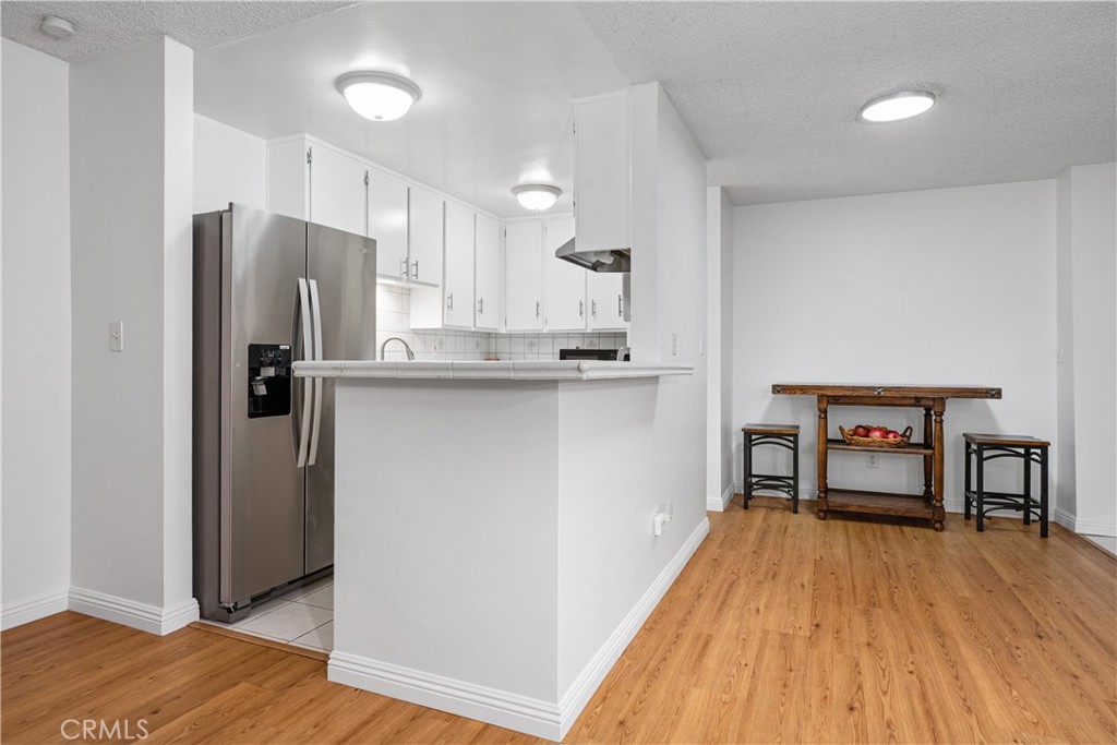 6542 Ocean Crest D208