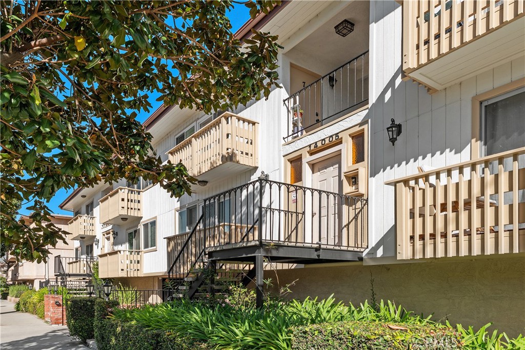 14005 Milbank Street 7