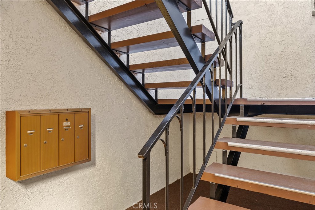 14005 Milbank Street 7