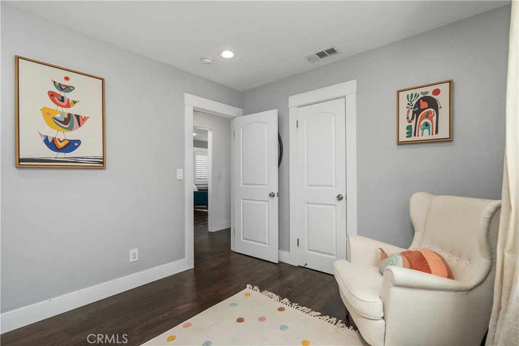 321 S Electric Avenue