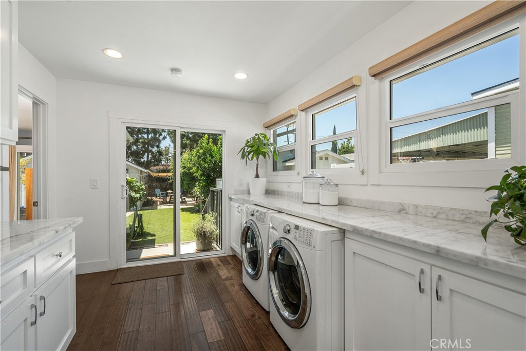 321 S Electric Avenue