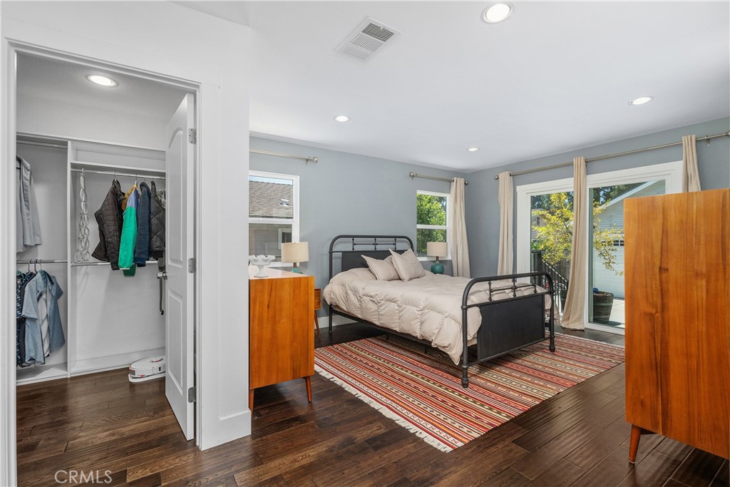 321 S Electric Avenue