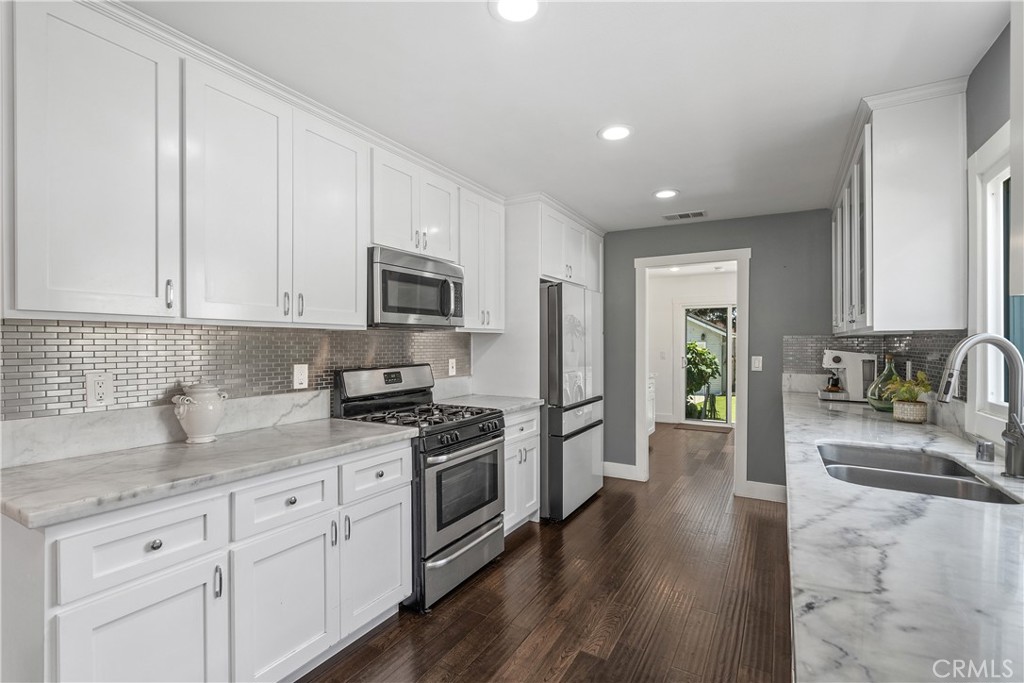 321 S Electric Avenue