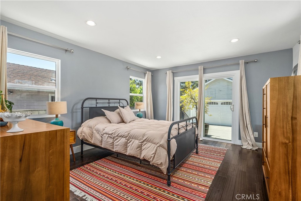 321 S Electric Avenue