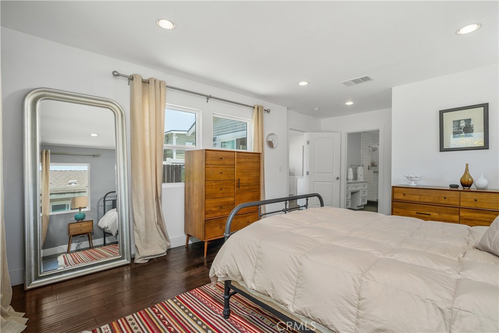 321 S Electric Avenue