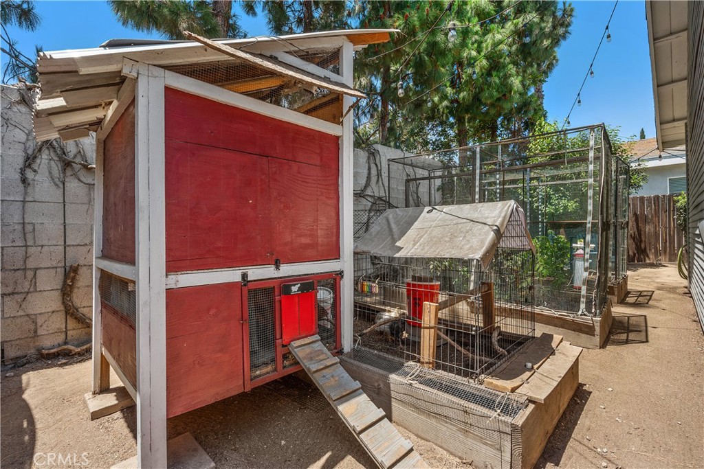 321 S Electric Avenue