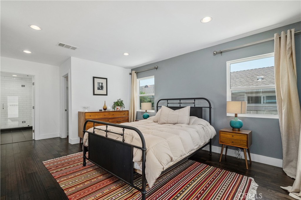 321 S Electric Avenue