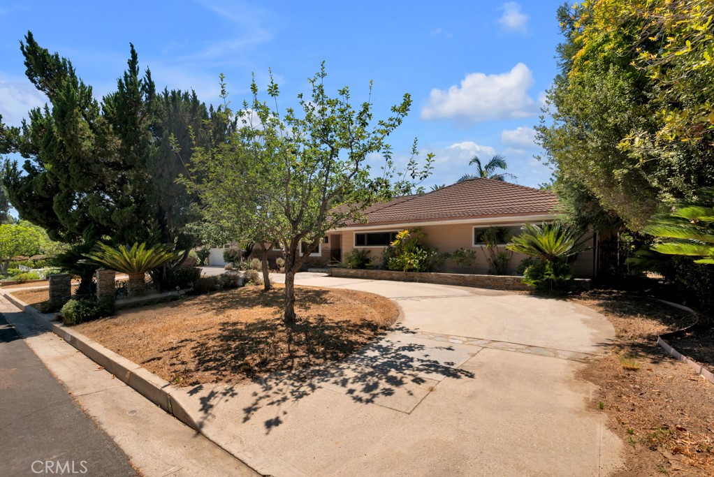 10335 Sylvia Avenue