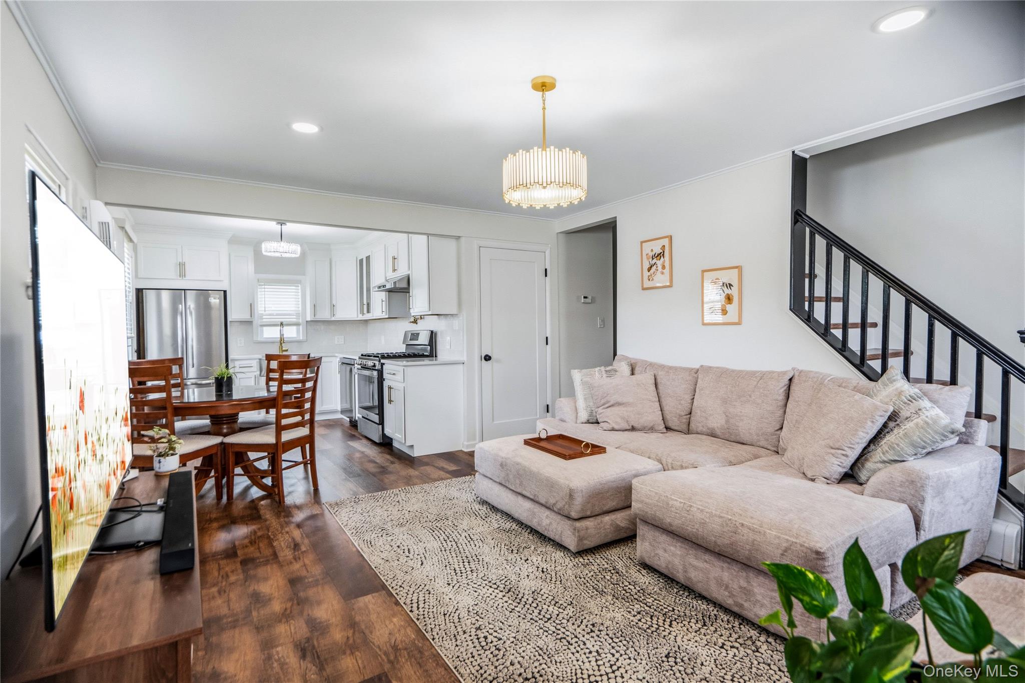 633 Robin Court