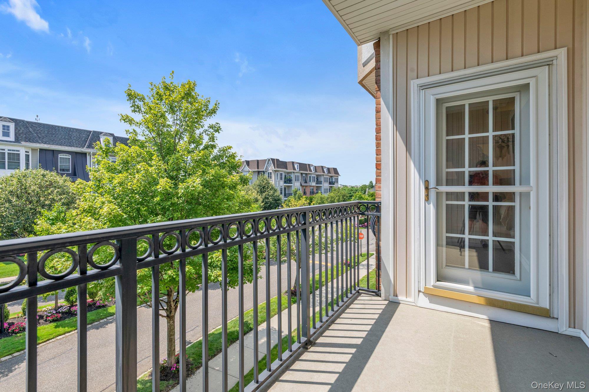 348 Trotting Lane