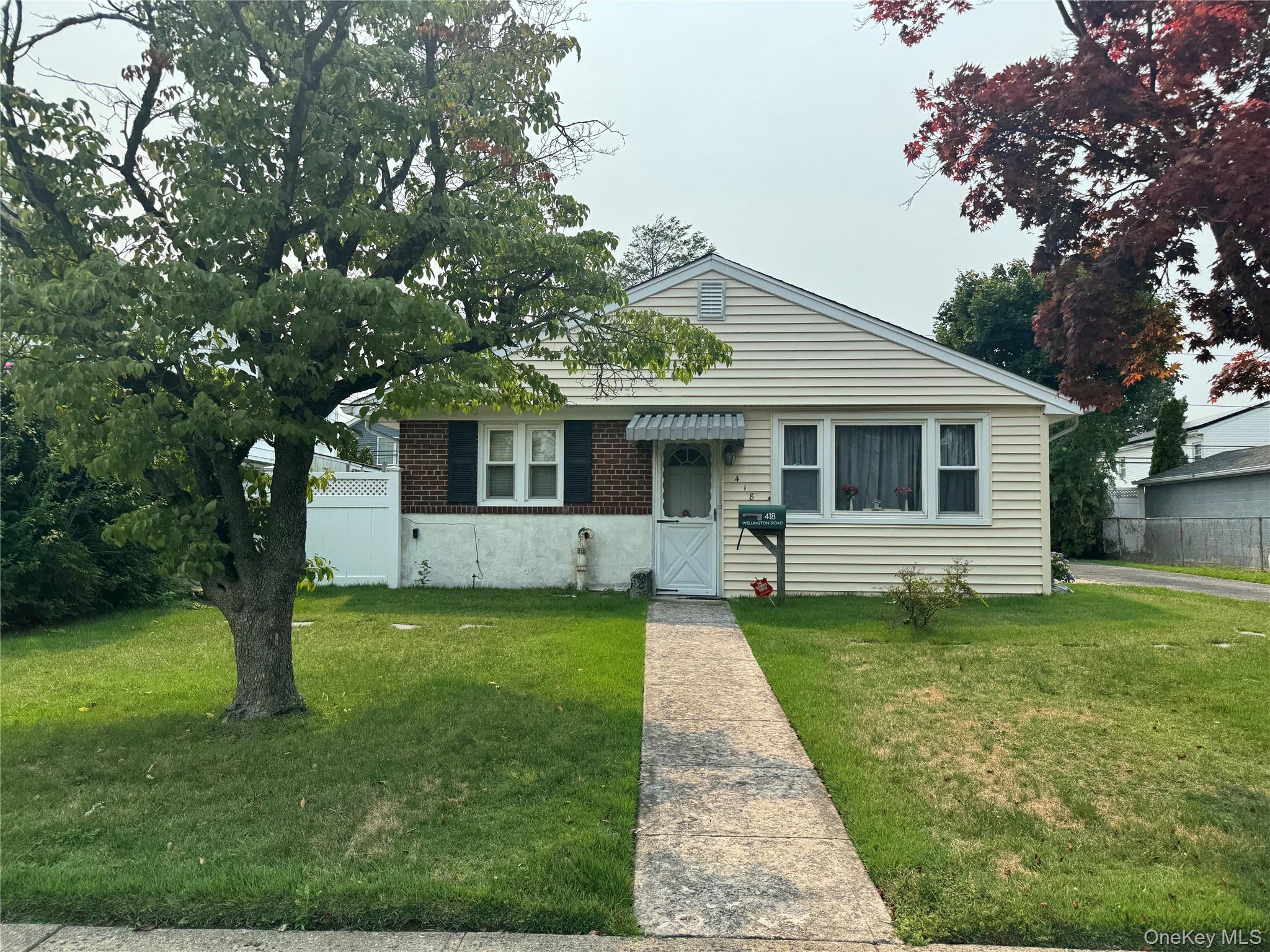418 Wellington Road