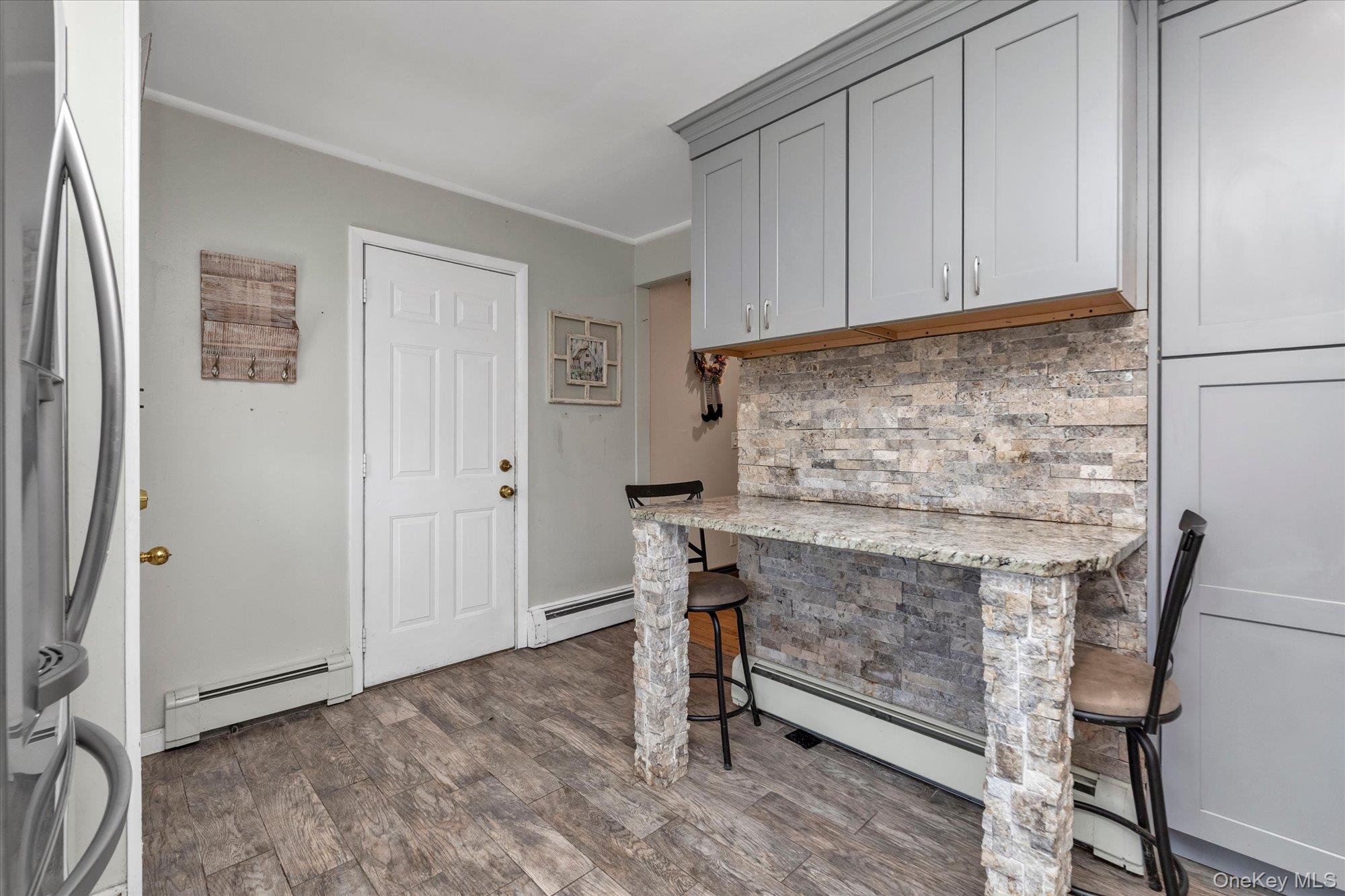 157 Land Lane