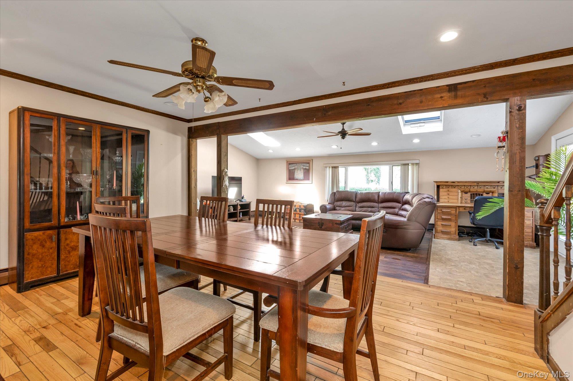 157 Land Lane