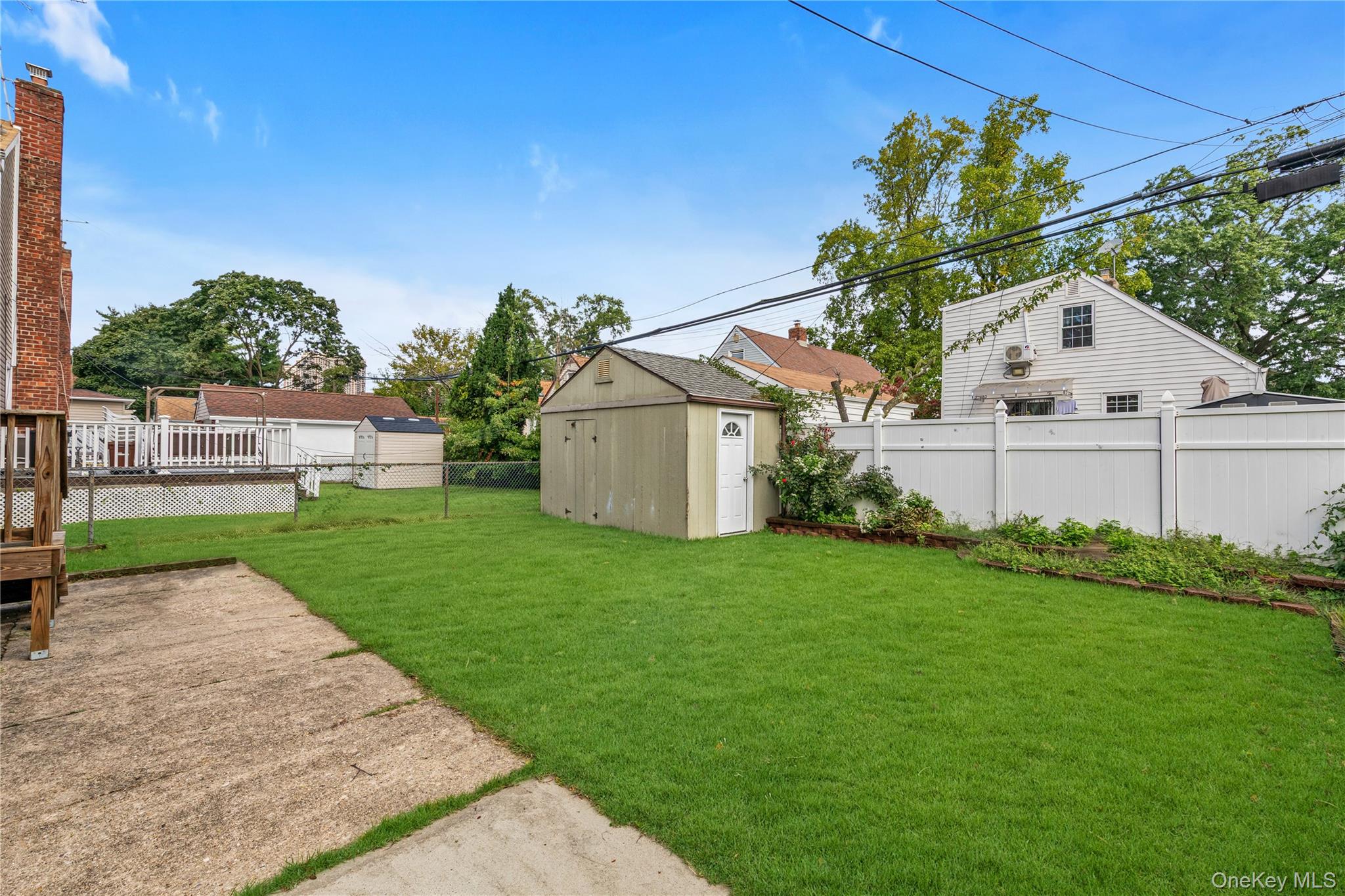 7643 265 Street