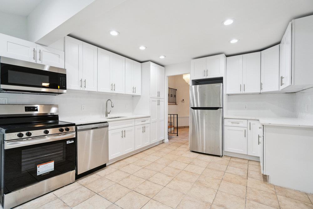 72 Winthrop Road