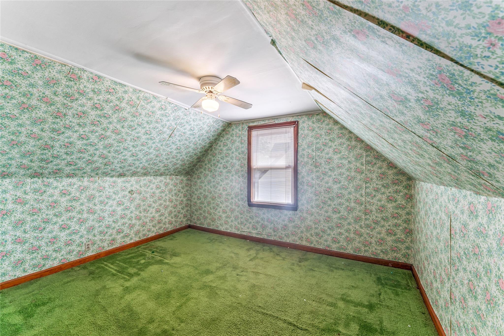 248 Cushing Avenue