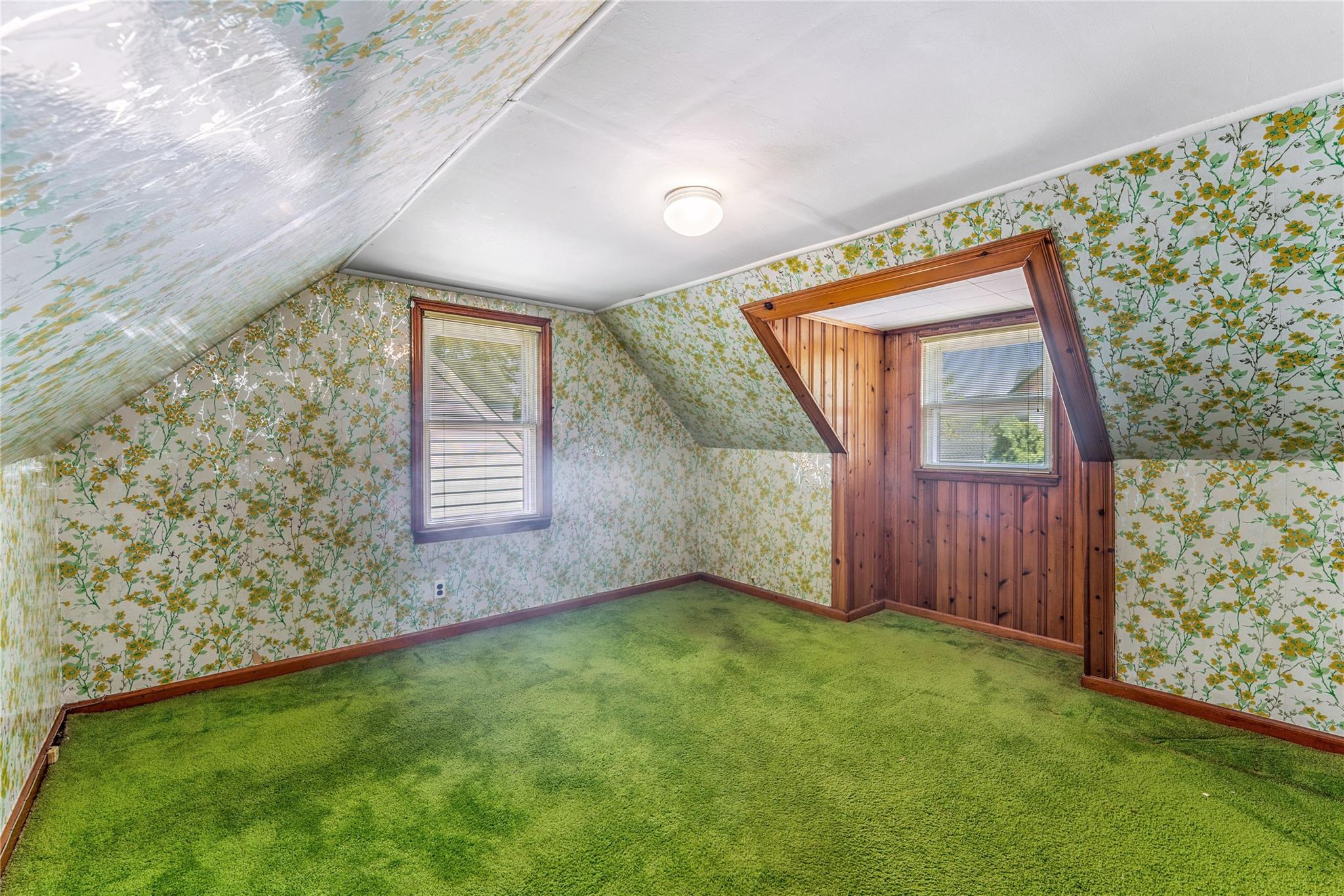 248 Cushing Avenue