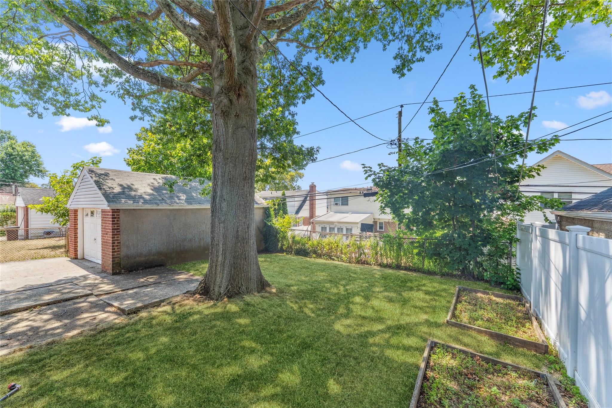 248 Cushing Avenue