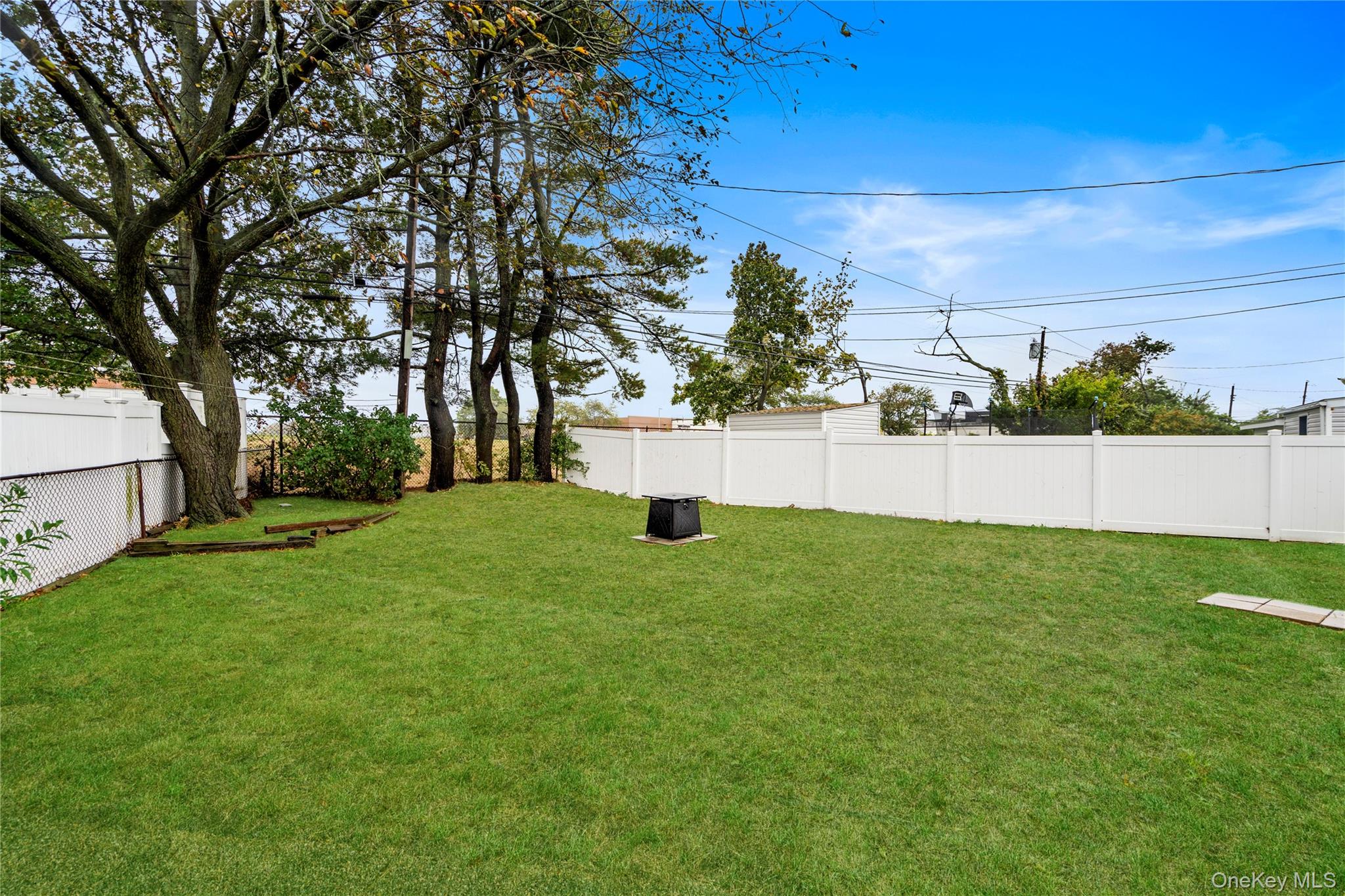 45 Lowland Road