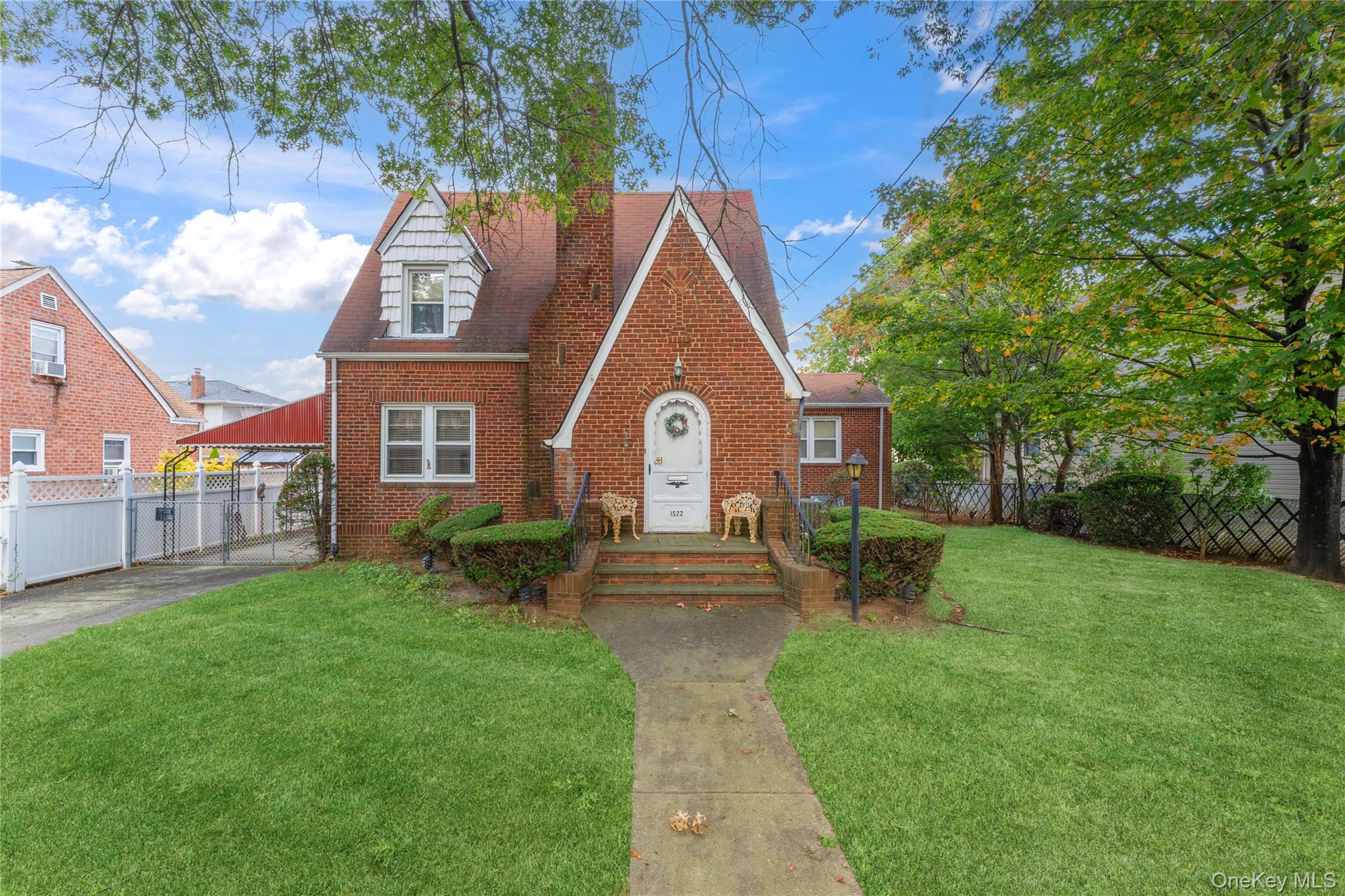 1522 Surprise Street