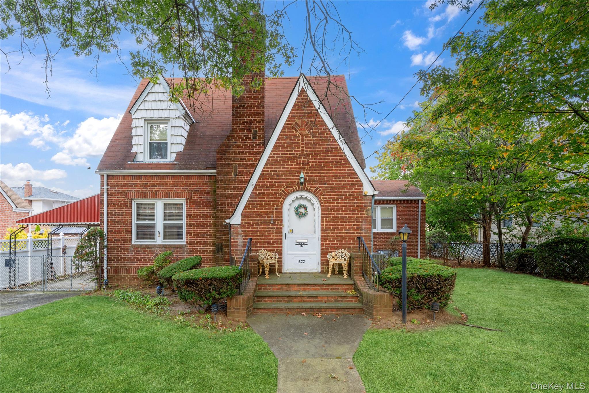 1522 Surprise Street