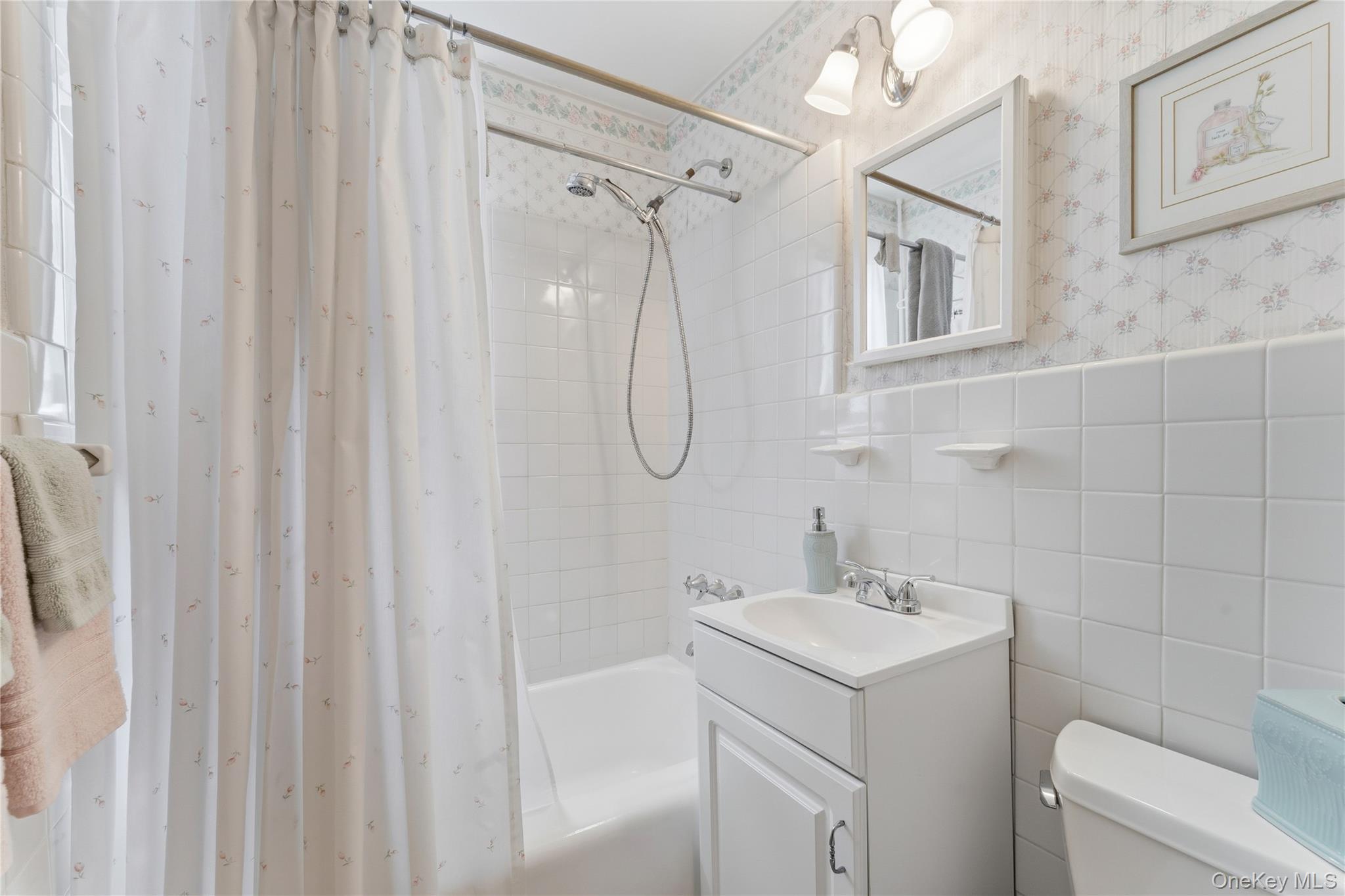 72-45 Little Neck Parkway Unit: upper