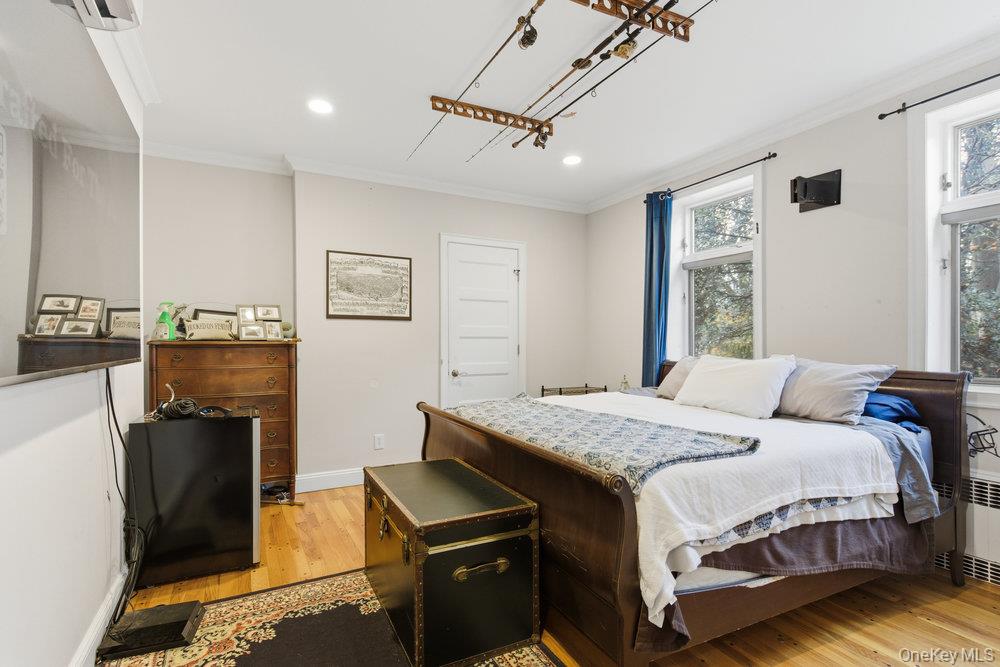 5 Cedar Lane