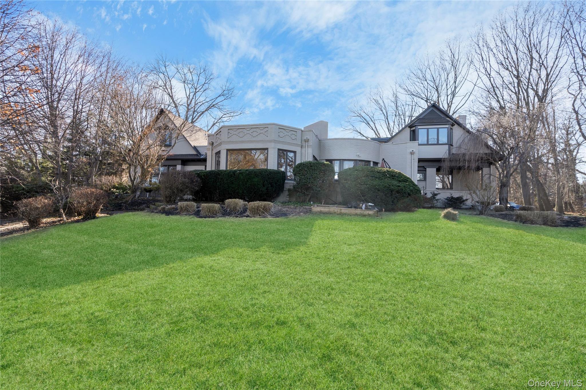 5 Cedar Lane