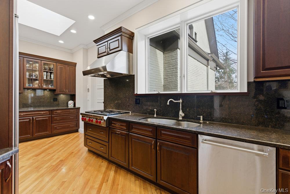 5 Cedar Lane