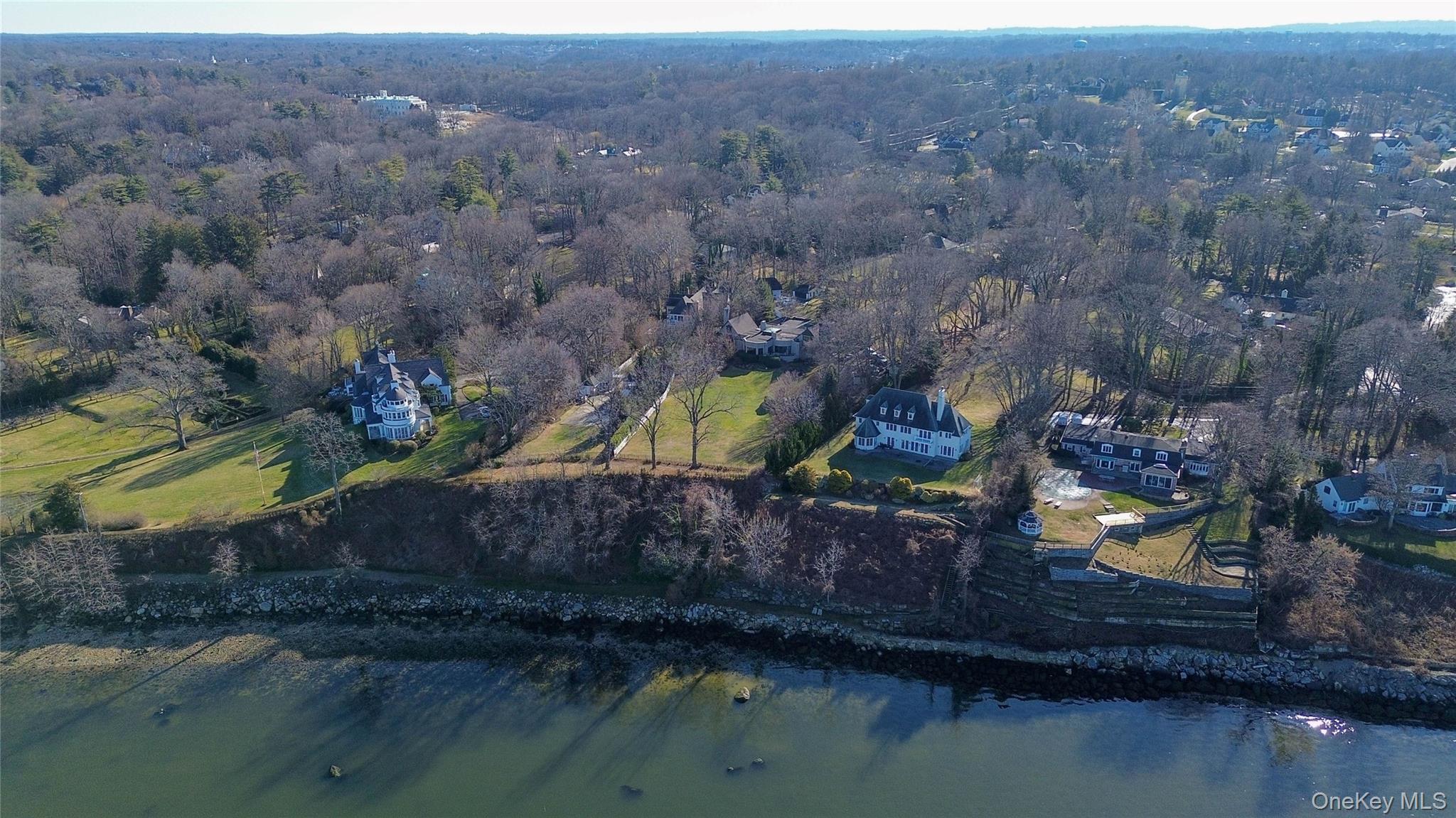 5 Cedar Lane