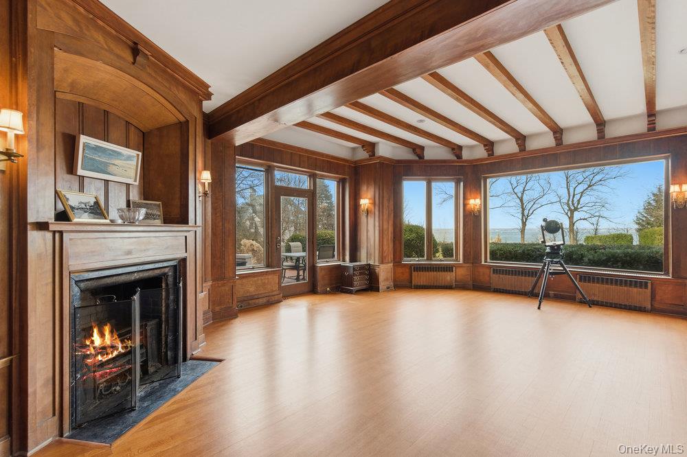 5 Cedar Lane
