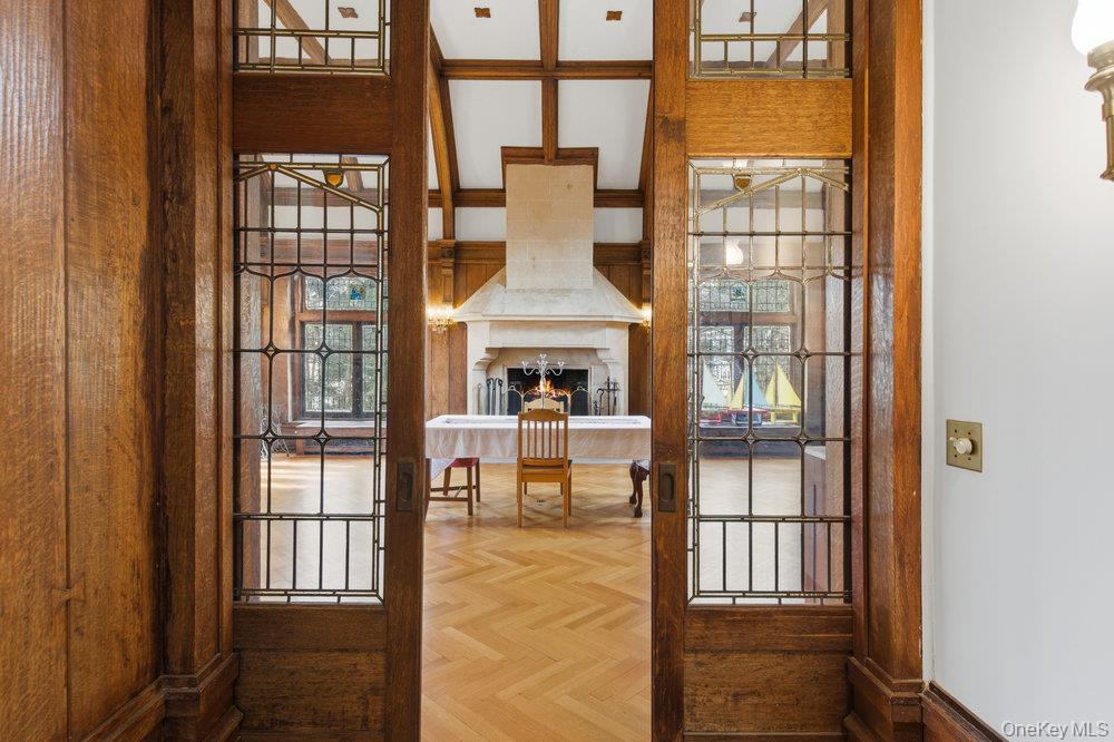 5 Cedar Lane