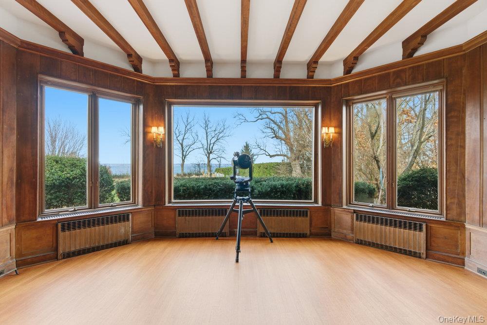 5 Cedar Lane