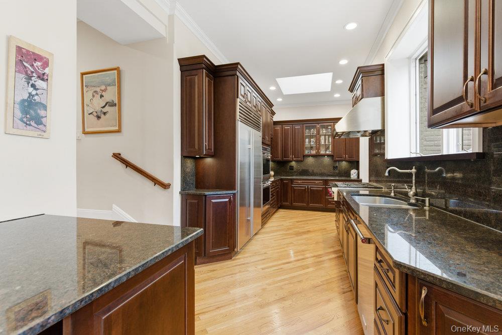 5 Cedar Lane