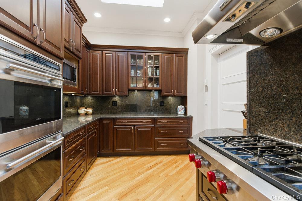 5 Cedar Lane