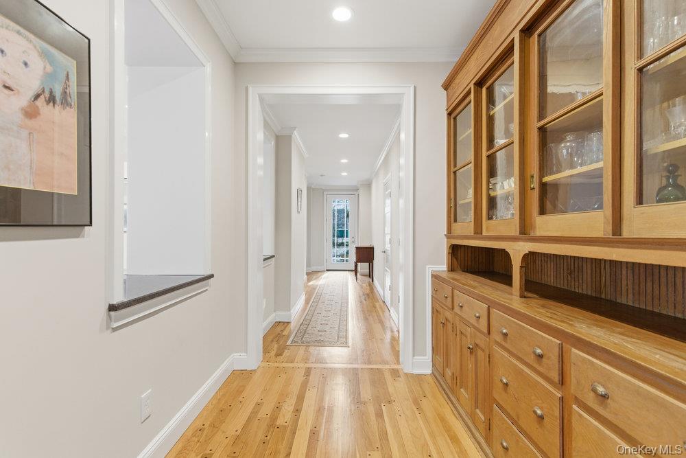 5 Cedar Lane
