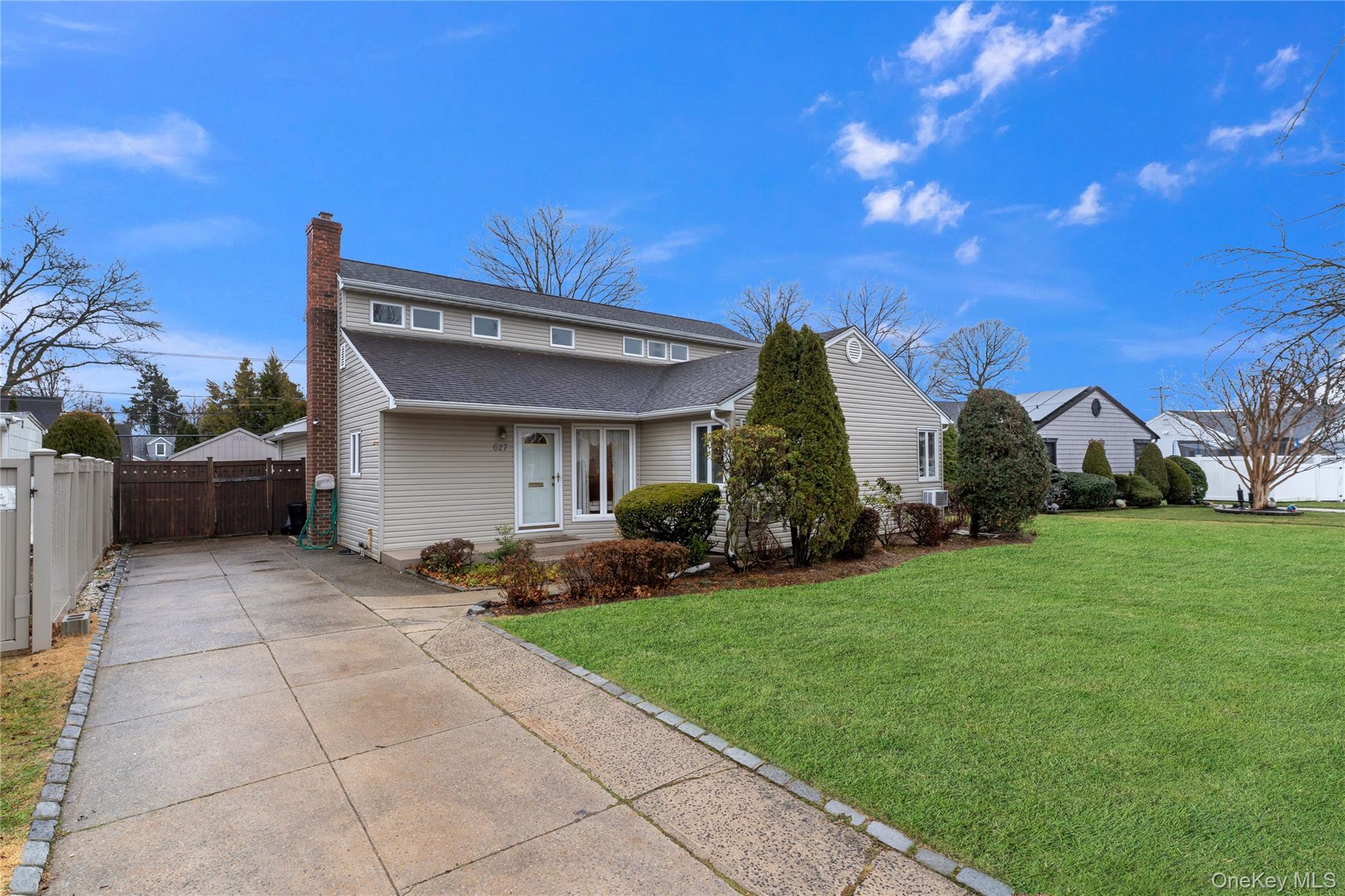 627 Buxton Avenue