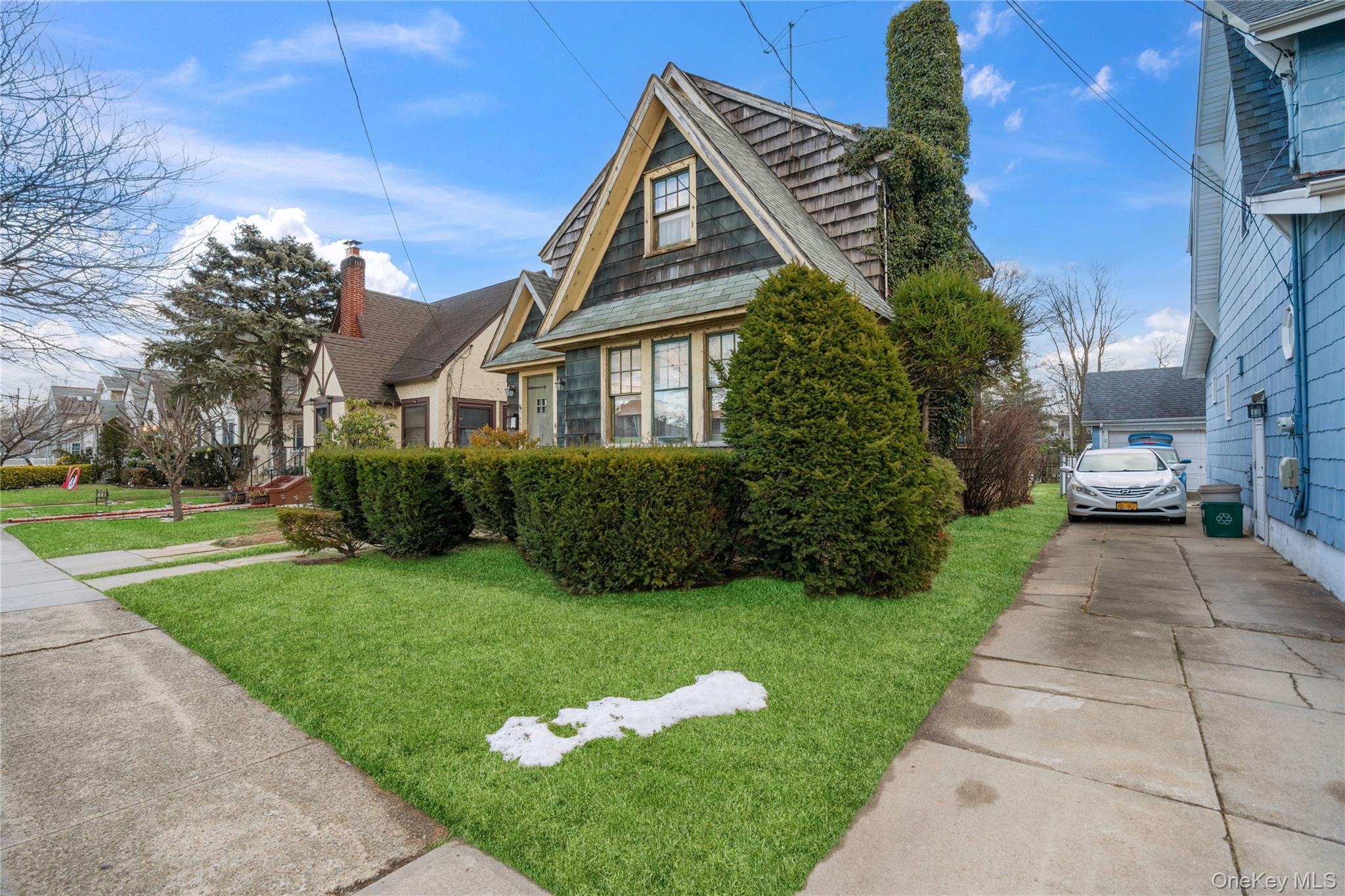 114 Buckingham Place