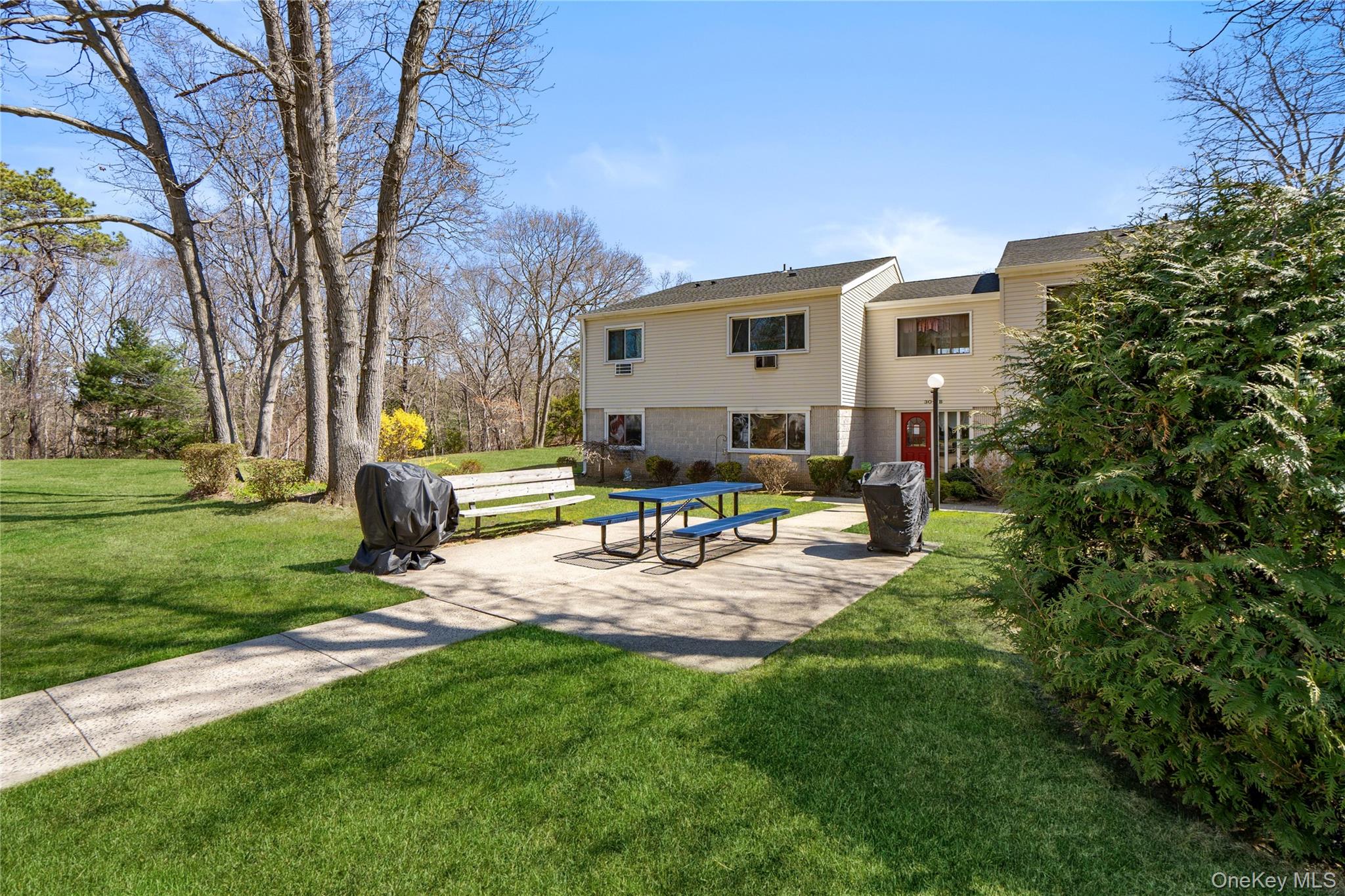 24 Richmond Boulevard Unit: 4B