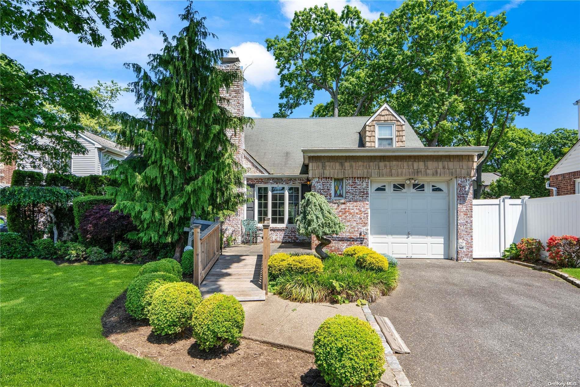 193 Edward Court