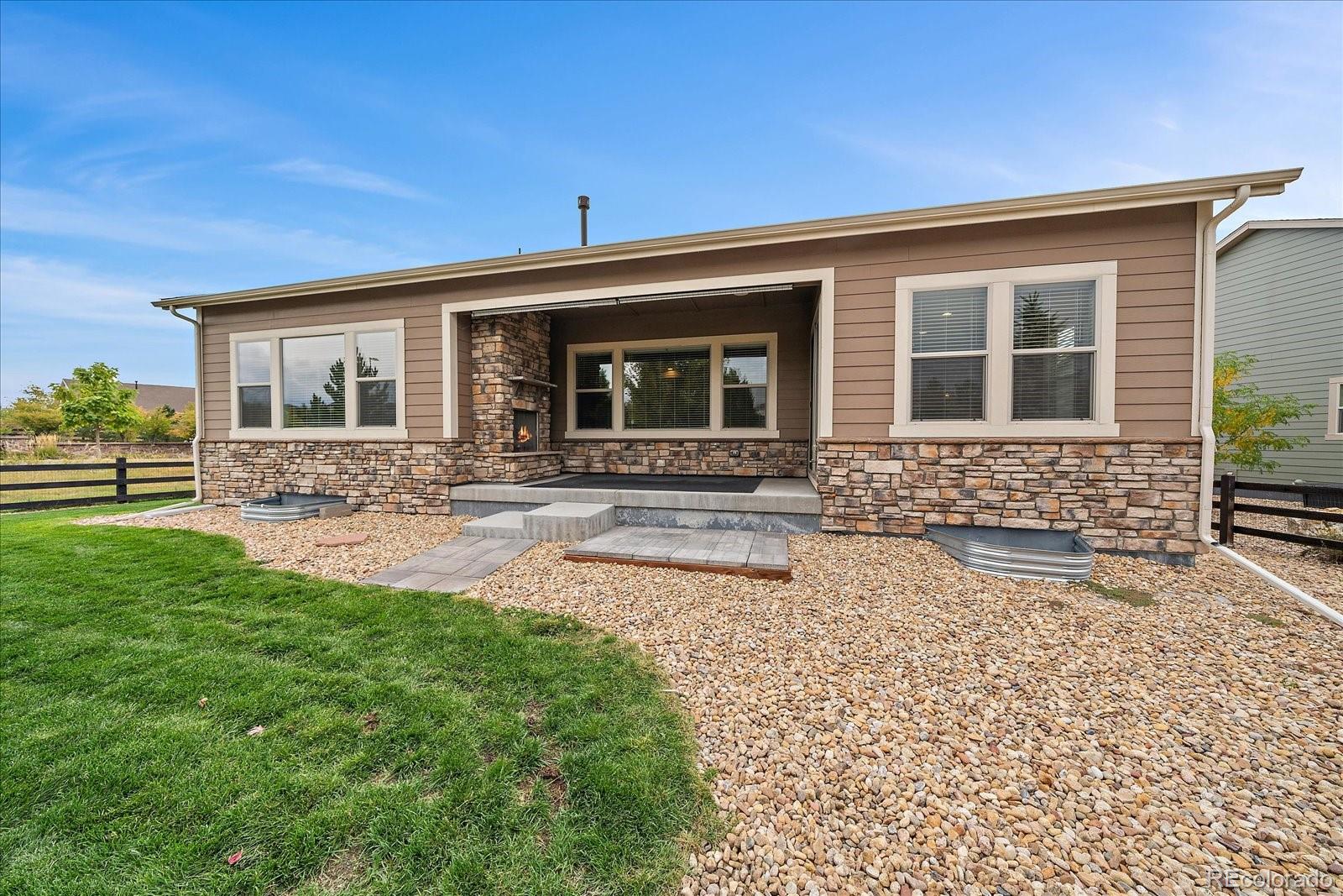 23556 E Del Norte Place