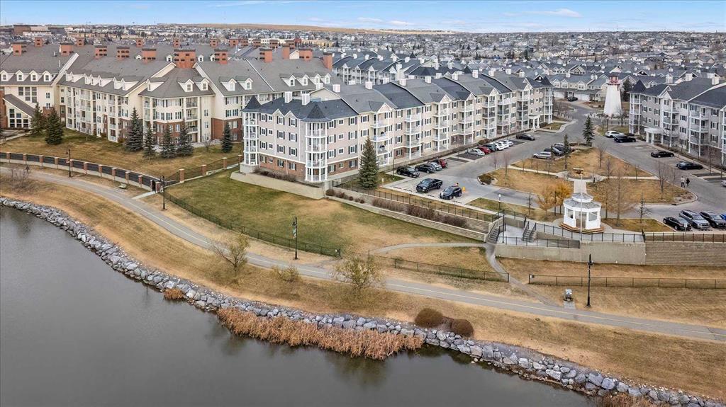 10 Country Village Park NE Unit: 3314