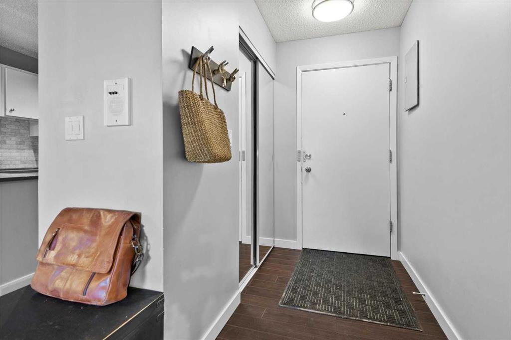 1001 68 Avenue SW Unit: 205