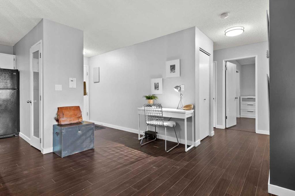 1001 68 Avenue SW Unit: 205