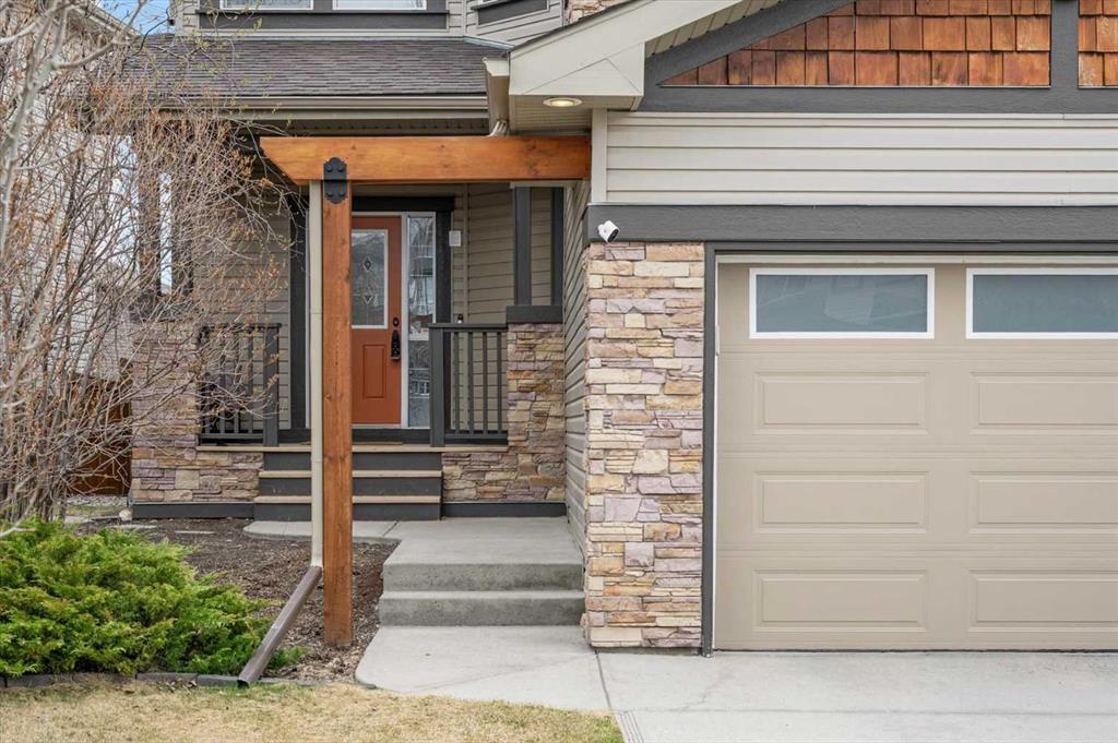 311 Royal Oak Circle NW